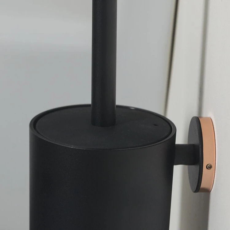 1317330746z6.jpg